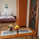 Tashevi Appartamento Pomorie