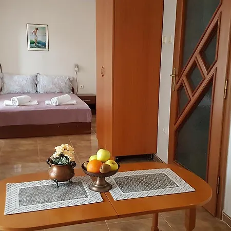 Tashevi Lägenhet Pomorie
